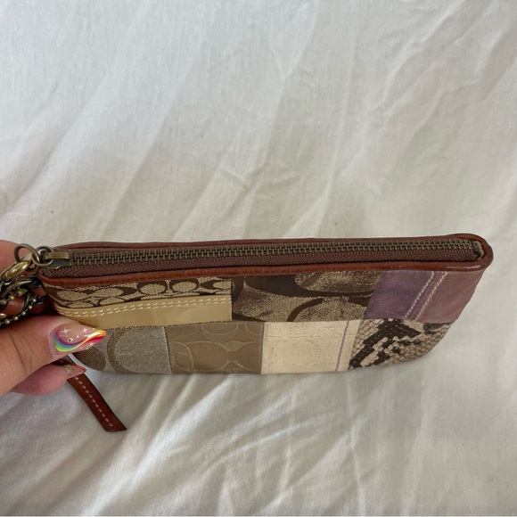 Vintage Coach Patchwork Wristlet - Picture 8 of 11